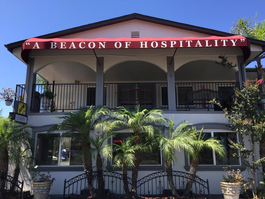 Harbor Inn & Suites אושנסייד מראה חיצוני תמונה