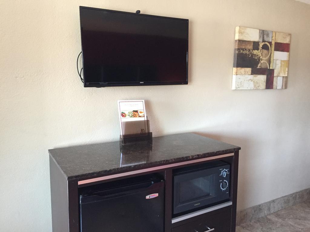 Harbor Inn & Suites אושנסייד חדר תמונה